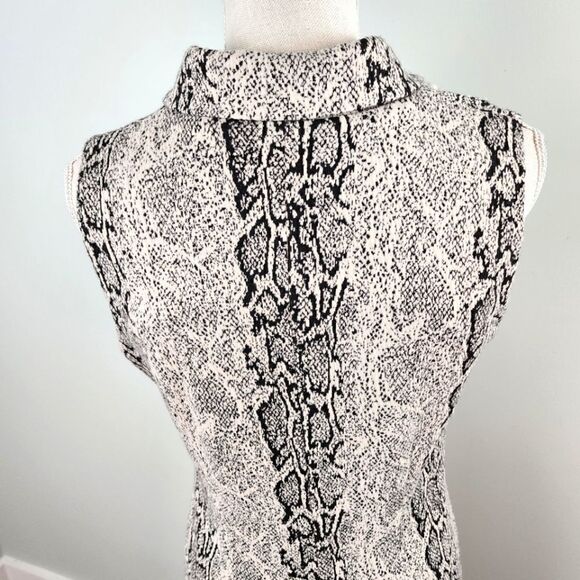 NEW DIRECTIONS SLEEVELESS SNAKE PRINT SHIFT DRESS SIZE 8 - Picture 6 of 7